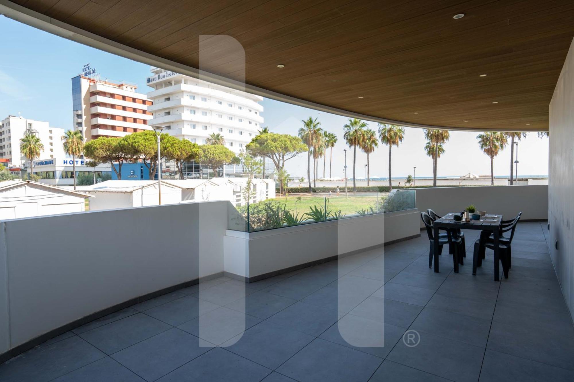 Homiday - Waterfront Montesilvano Bagian luar foto