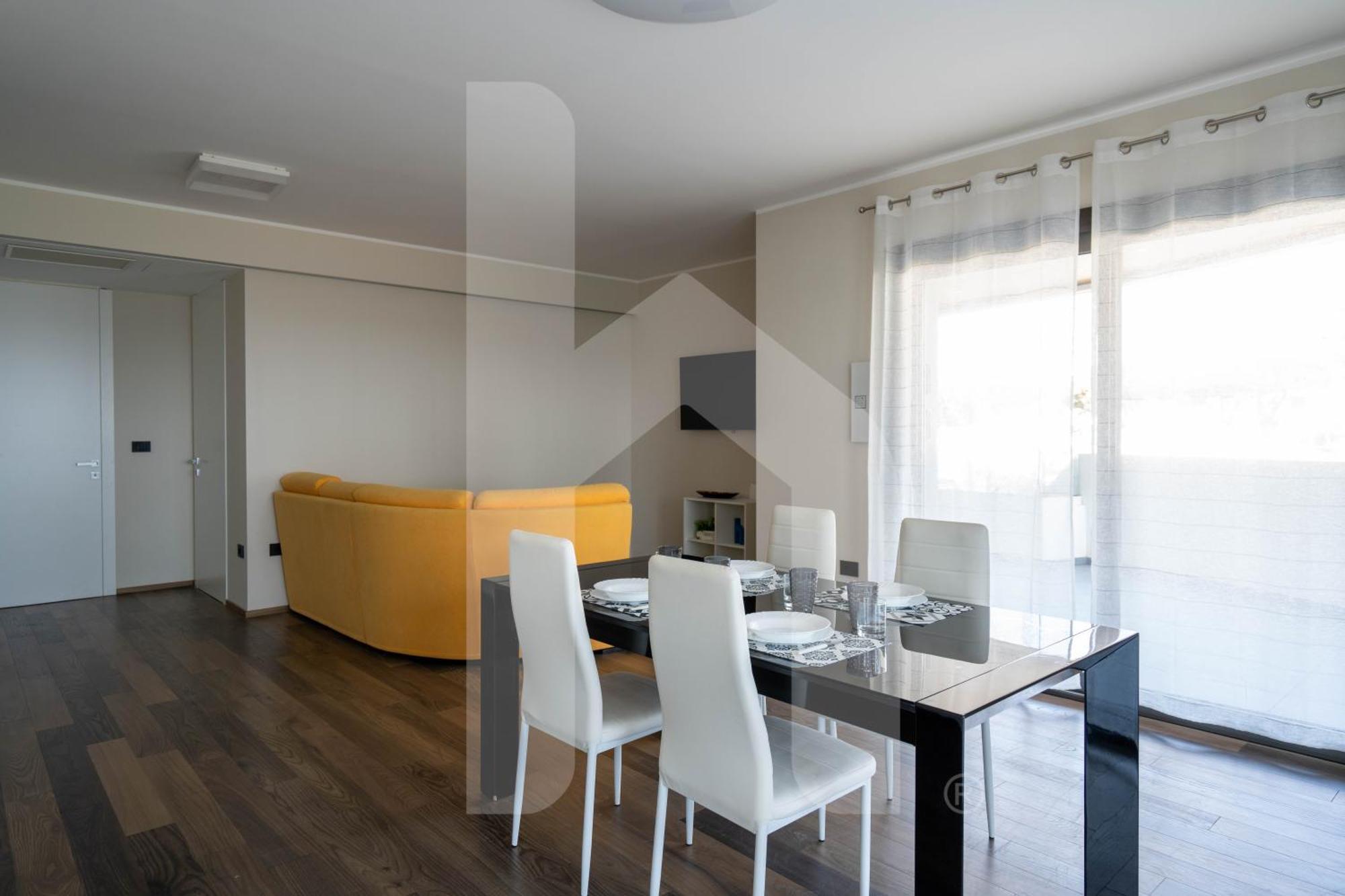 Homiday - Waterfront Montesilvano Bagian luar foto