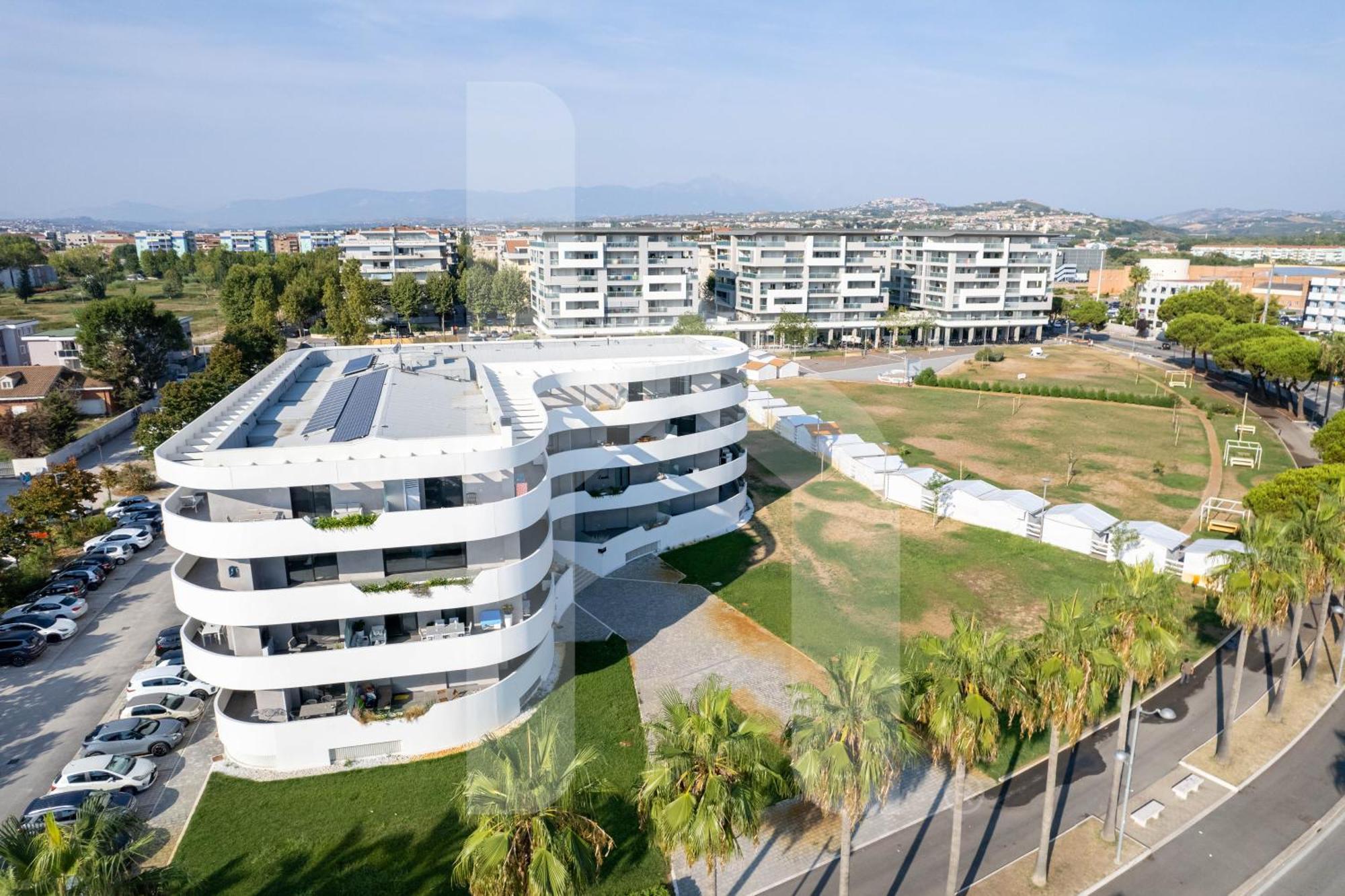 Homiday - Waterfront Montesilvano Bagian luar foto